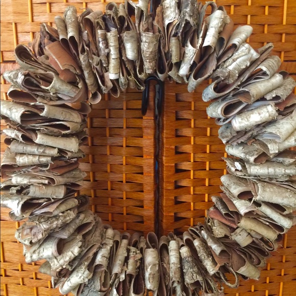 Natural Bark Wreath - Picture 3 of 6